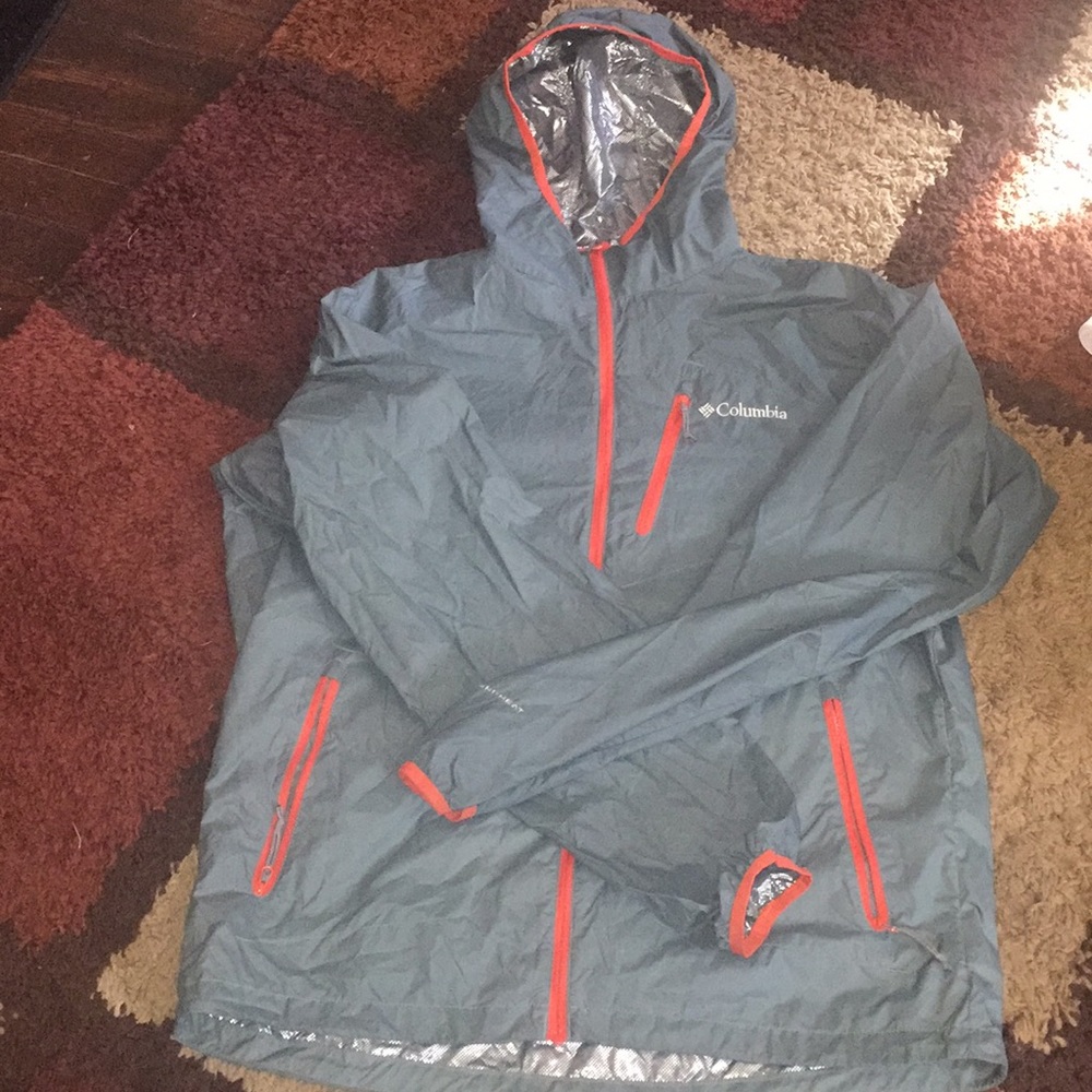 Columbia Windbreaker